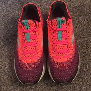 Brooks Levitate 2 running sneakers